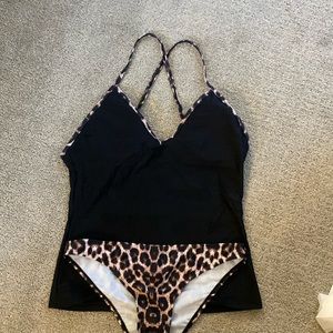 Leopard print tankini set size large